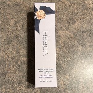 VOESH Lavender Land Vegan Body Crème - White